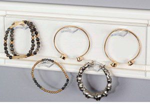 Crystal Series, Bracelet Holder
