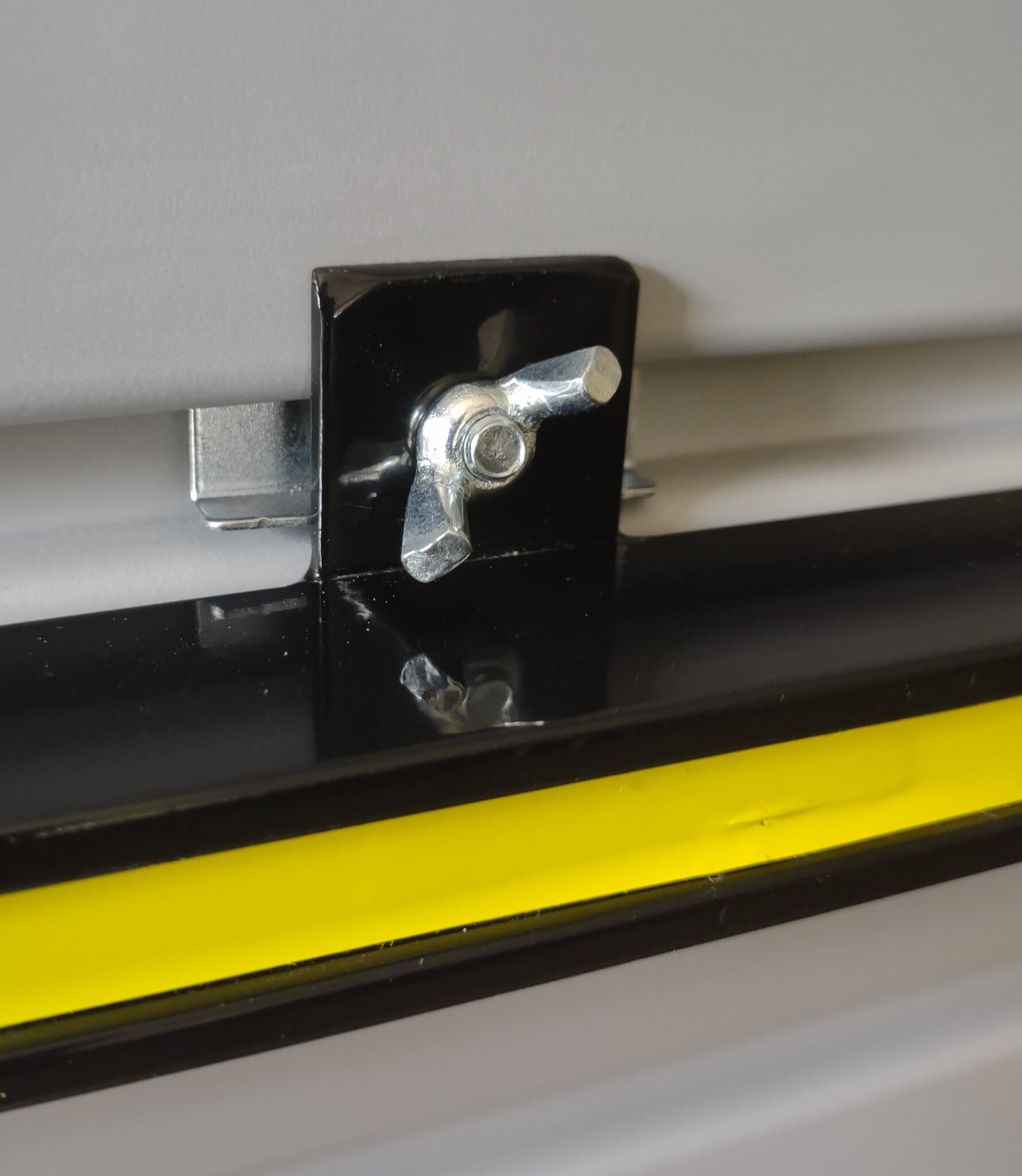 24" Magnetic Tool Holder - Image 3