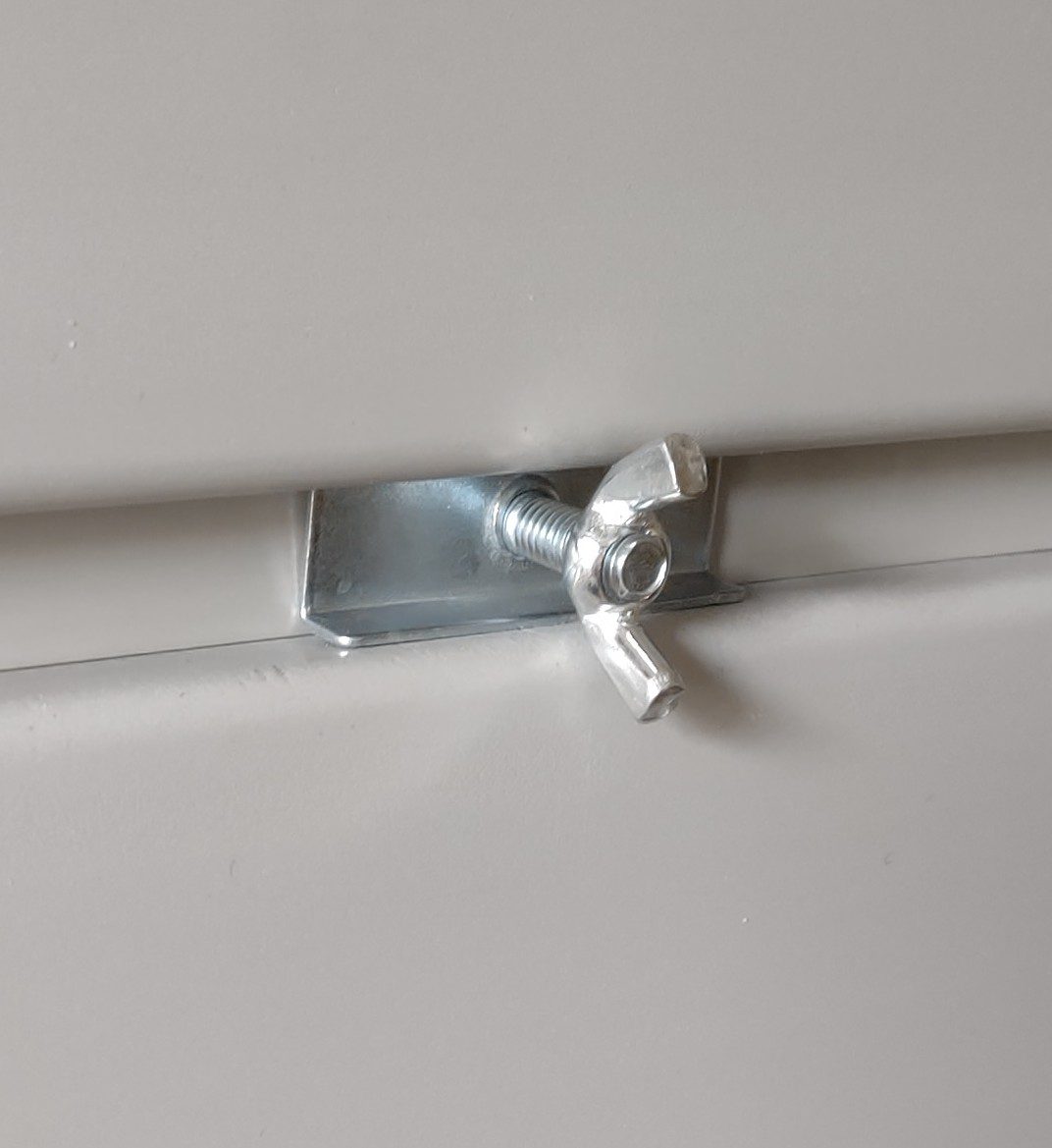24" Magnetic Tool Holder - Image 2